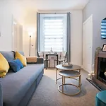 Cosy Fountainbridge Apartment